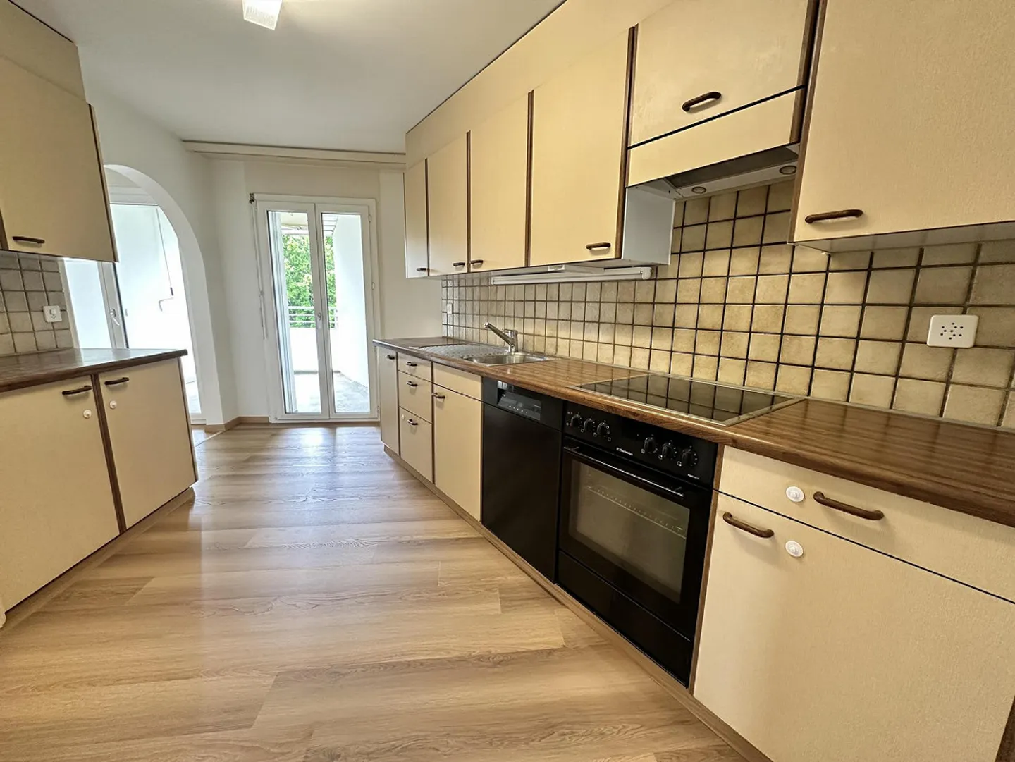 5.5 Room Apartment in Safenwil - Photo 2 of 13