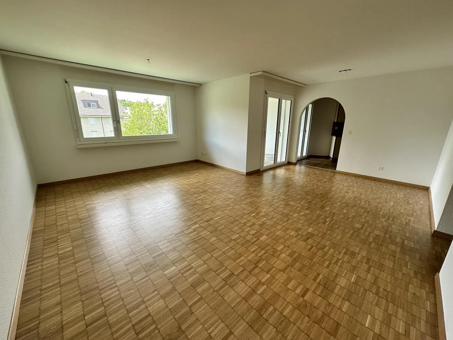 5.5 Room Apartment in Safenwil - Photo 3 of 13