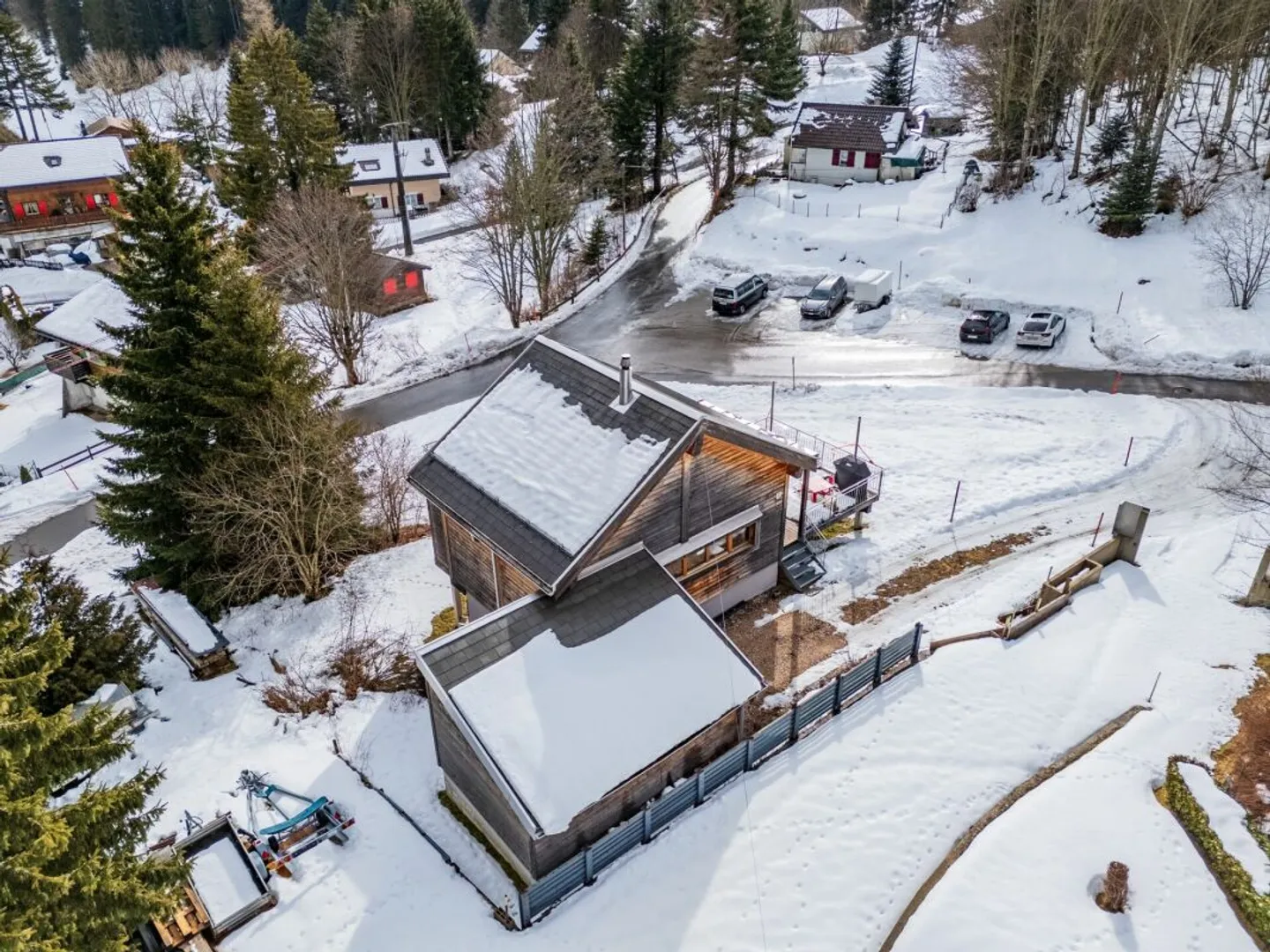 Chalet with Alpine Views - Photo 12 of 13