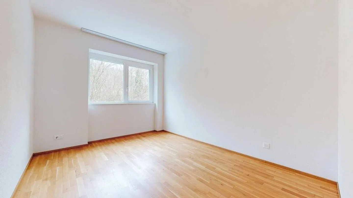 Spazioso, moderno, perfettamente situato = La tua nuova casa - Foto 5 di 12