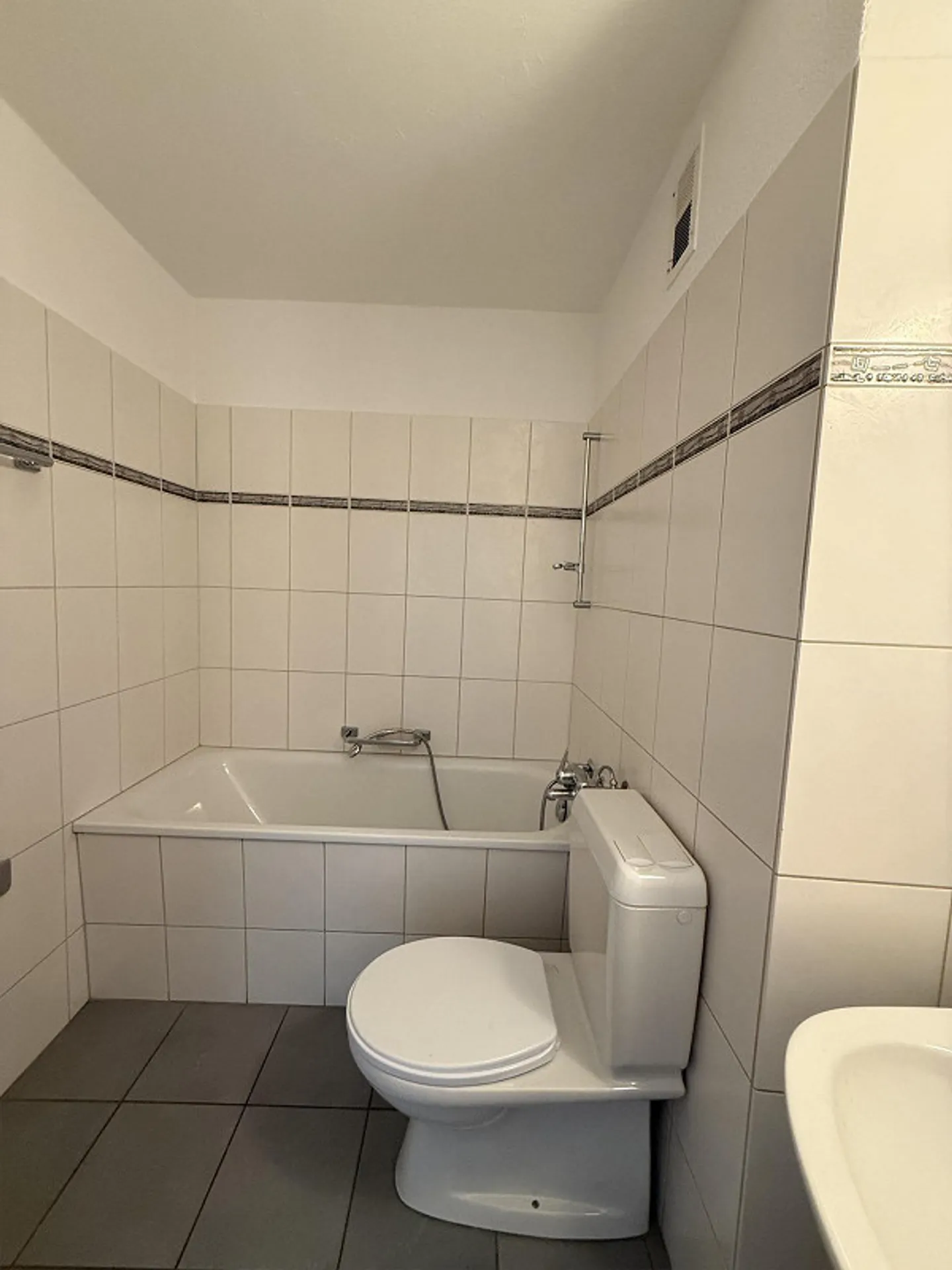 3.5 Room Apartment in St. Gallen - Photo 6 of 13
