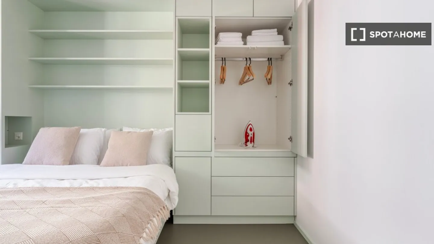 Apartment for rent - Photo 9 of 13