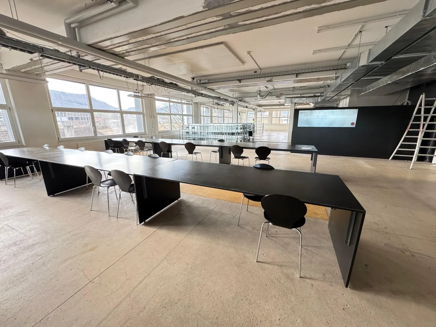 DAMMPARK: Grossraum Bürofläche beim Bahnhof Frick - Foto 9 von 19