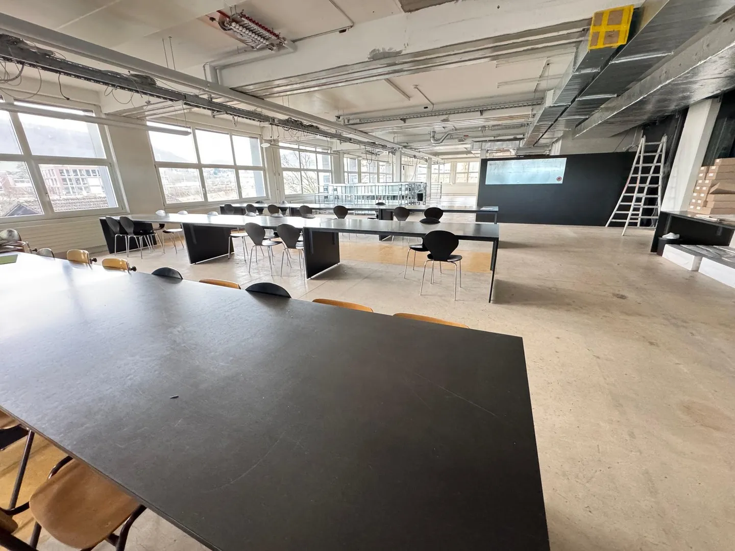 DAMMPARK: Grossraum Bürofläche beim Bahnhof Frick - Foto 12 von 19