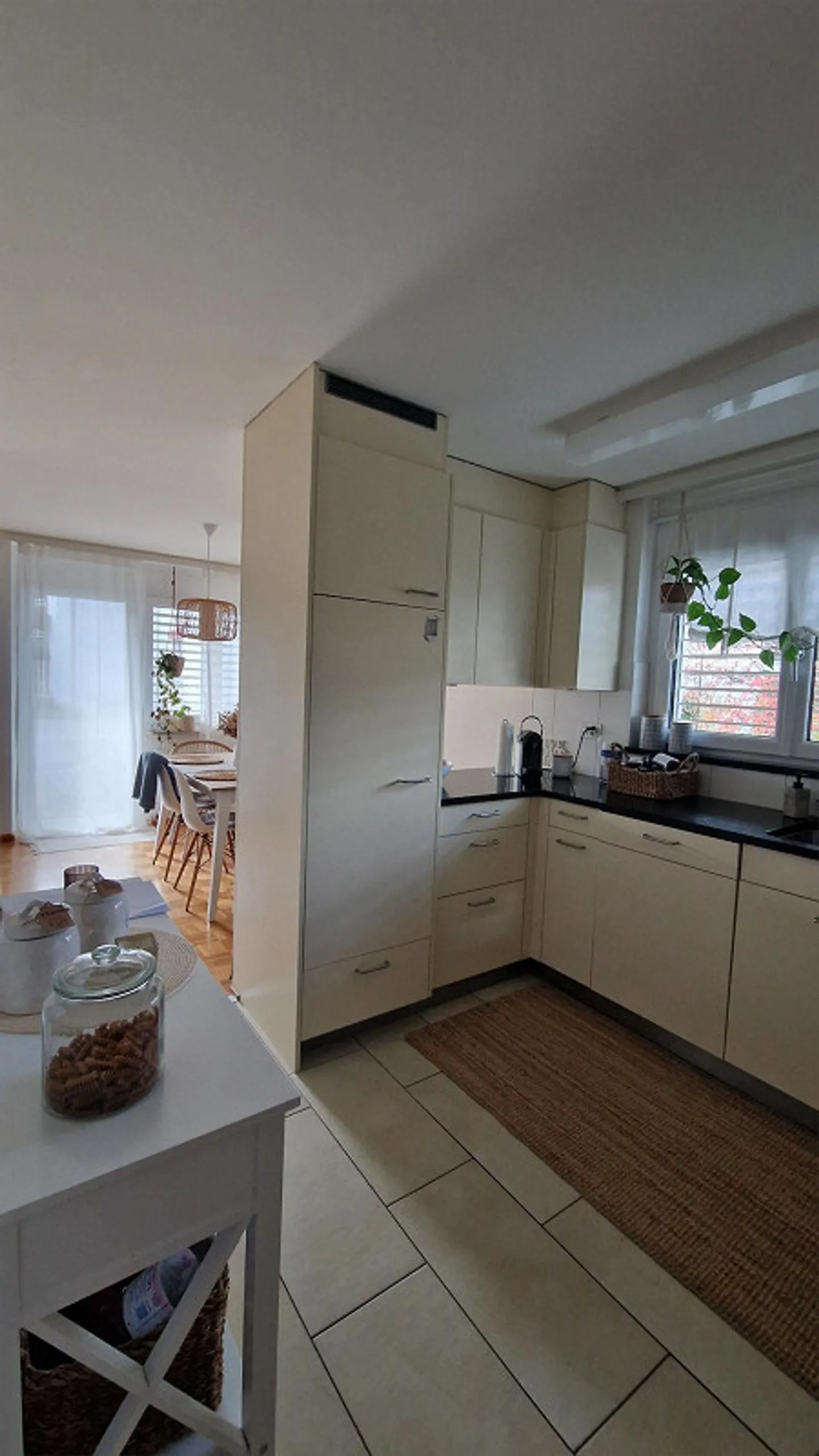 Bellissimo e luminoso appartamento di 3,5 stanze - Foto 4 di 10