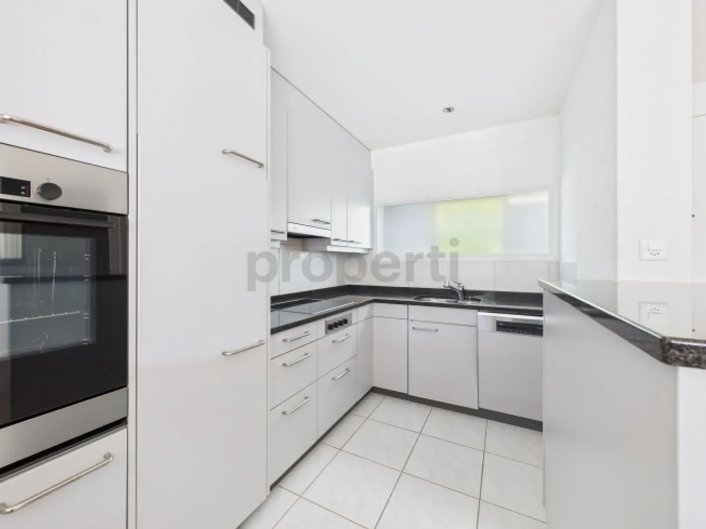 «Moderne 4.5-Zimmer Maisonette mit Terrasse im Herzen von Birmensdorf ZH» - Foto 2 von 12