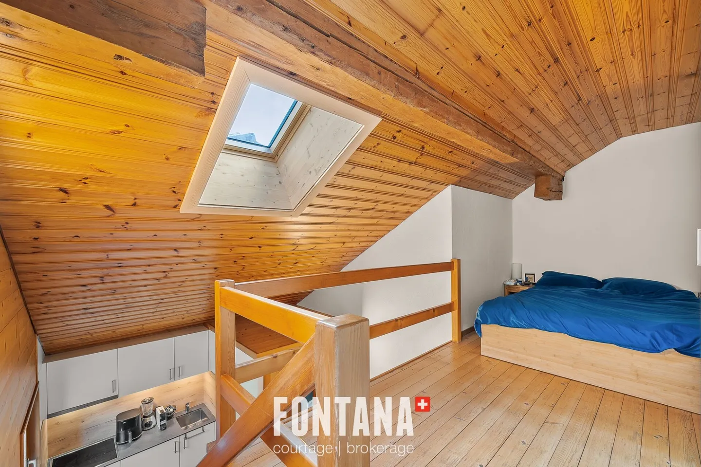 PPE Chalet L'Étoile Studio with Gallery Lot 4 - Photo 4 of 10