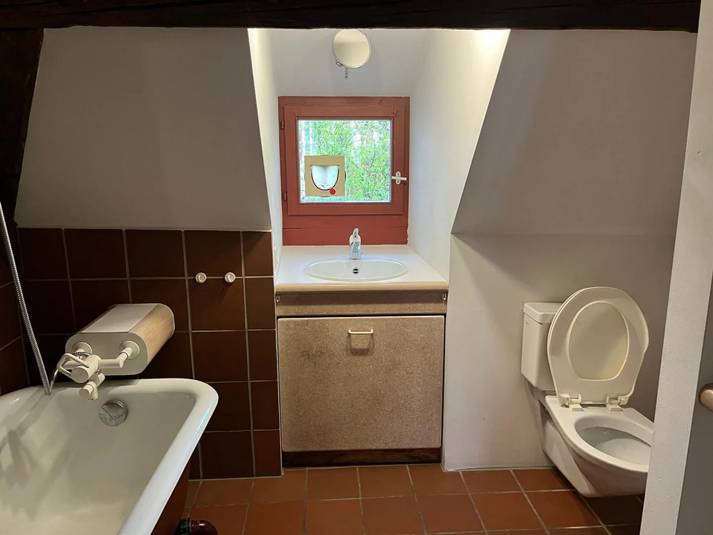 Appartamento mansardato 4 stanze Fischerhaus 15° secolo direttamente sul Reno - Foto 9 di 11
