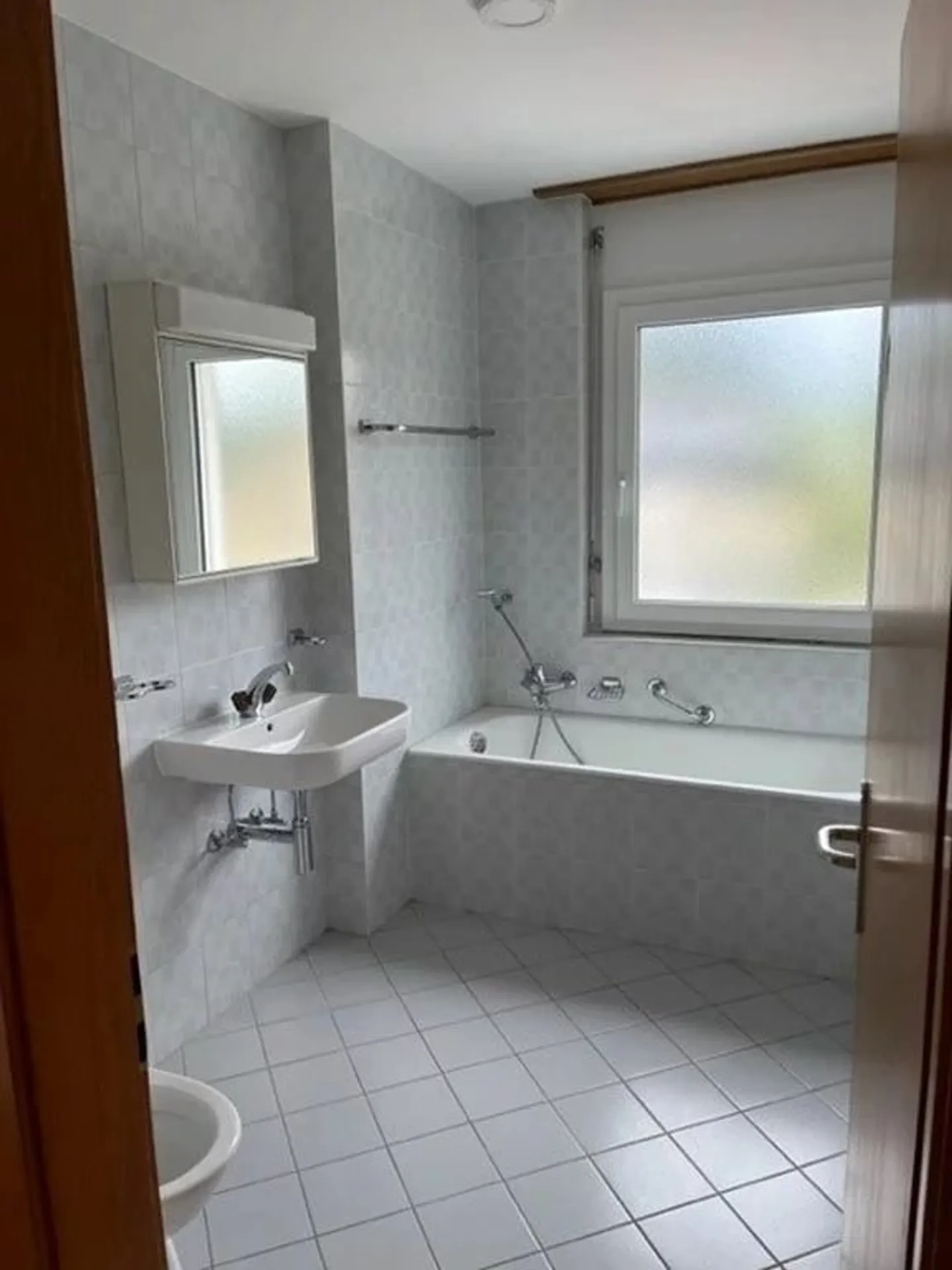 Zu vermieten: Charmantes 2.5-Zimmer-Apartment mit Terrasse in Ardon - Foto 5 von 5