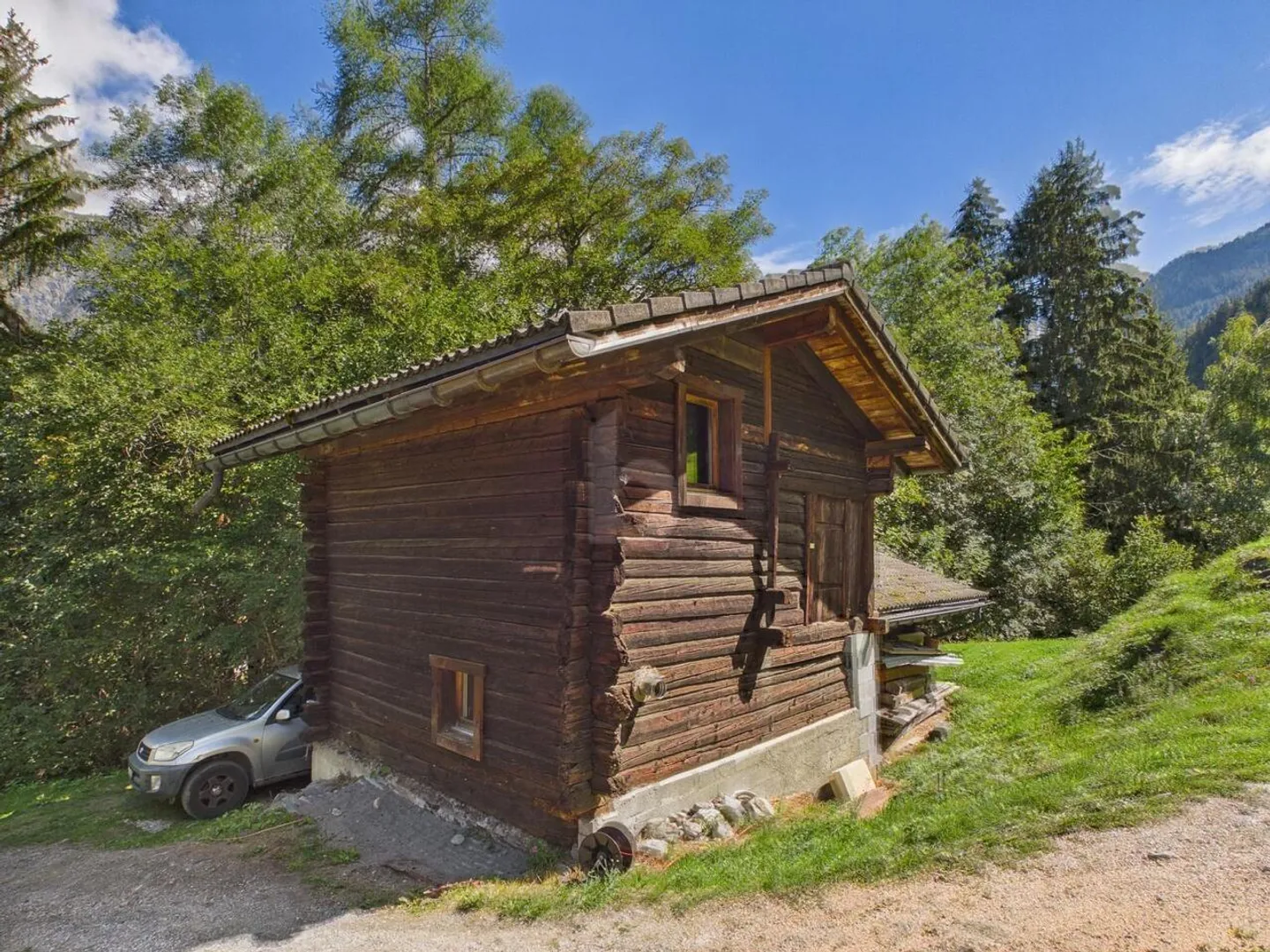 Charming Mountain Retreat - Photo 1 of 6