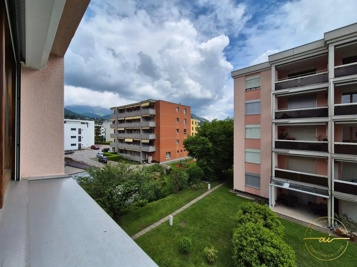 APPARTAMENTO 3.5 LOCALI A POCHI PASSI DAL LAGO A CASLANO - Foto 10 von 13