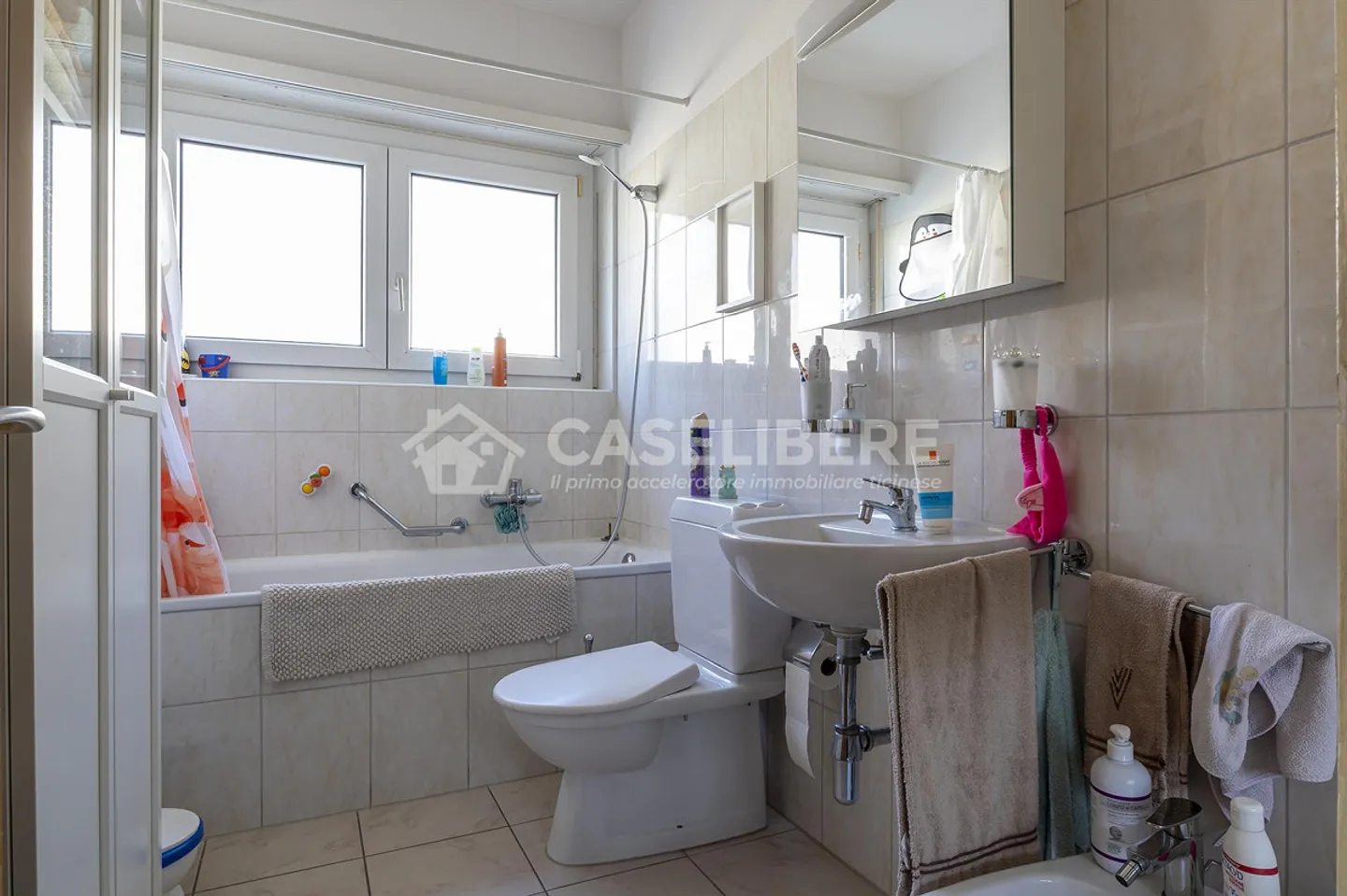 Ampio appartamento 4.5 locali - Foto 6 di 8