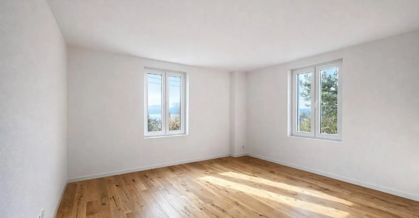 Triplex with 4.5 rooms - large garden and partial lake view - Photo 6 of 12