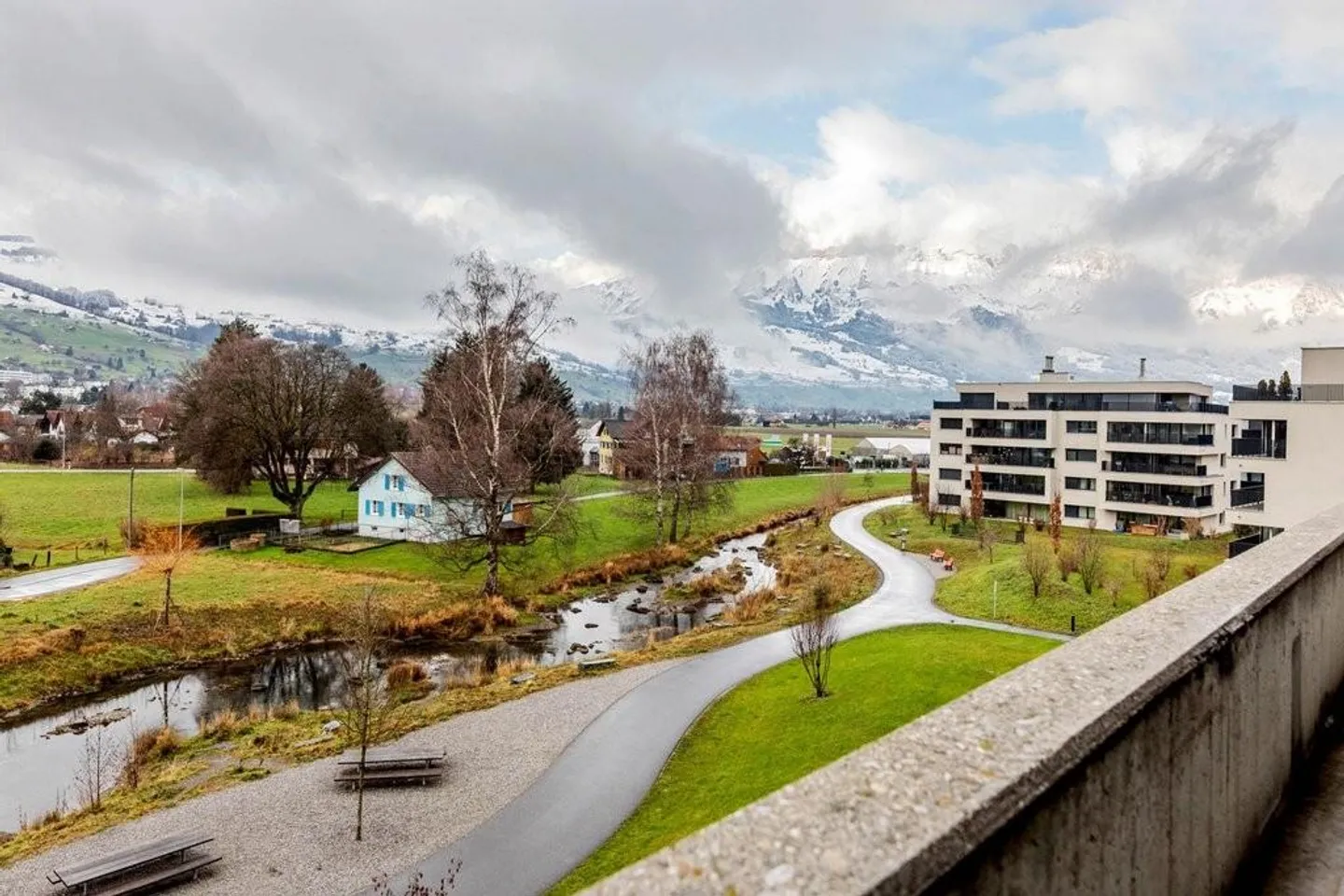 Duplex apartment in a quiet location - Photo 9 of 9