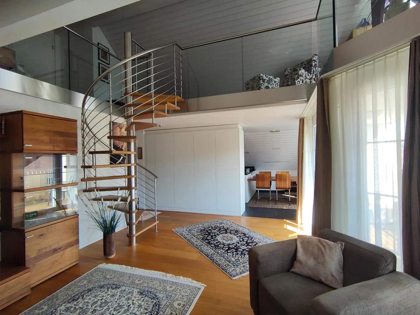 Maisonette apartment with high-quality standard in a quiet location - Photo 2 of 13