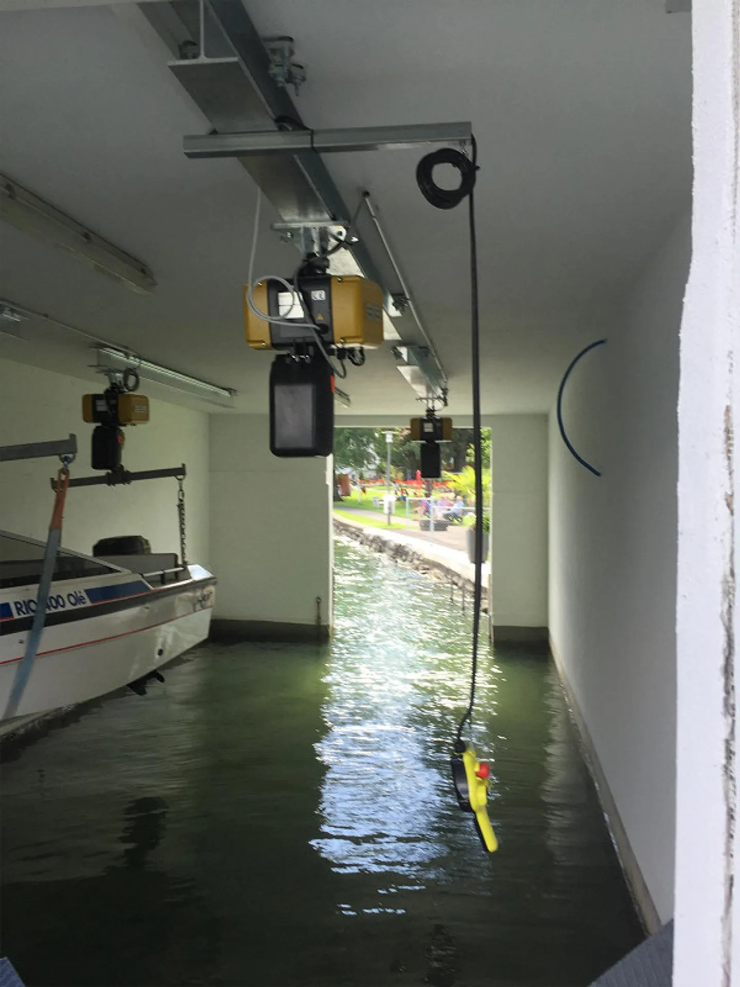 Gedeckter Bootsplatz mit Badeplatz - Foto 2 von 6