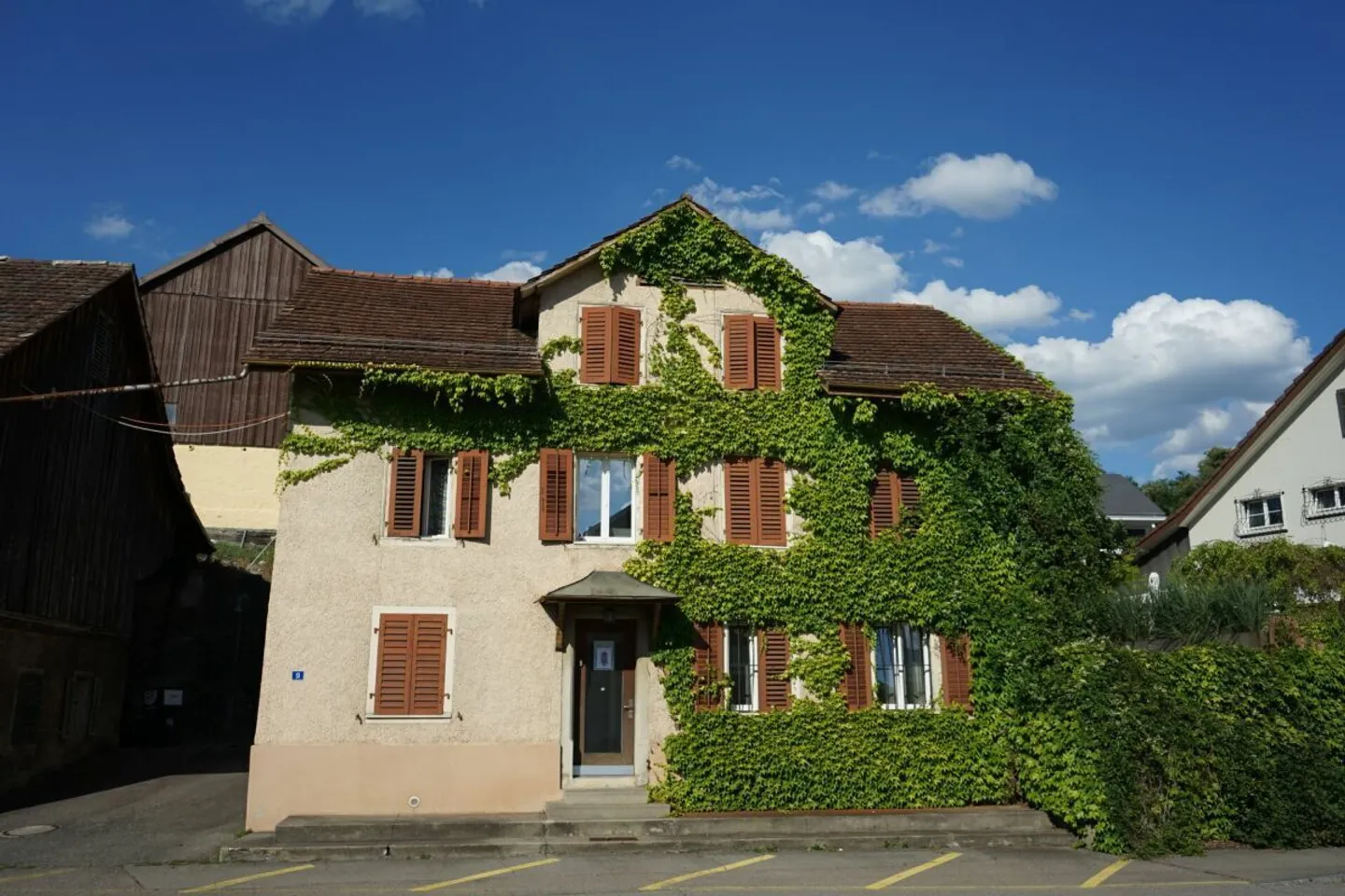 Möbliertes Einzelzimmer in Unterlunkhofen - Foto 1 von 6