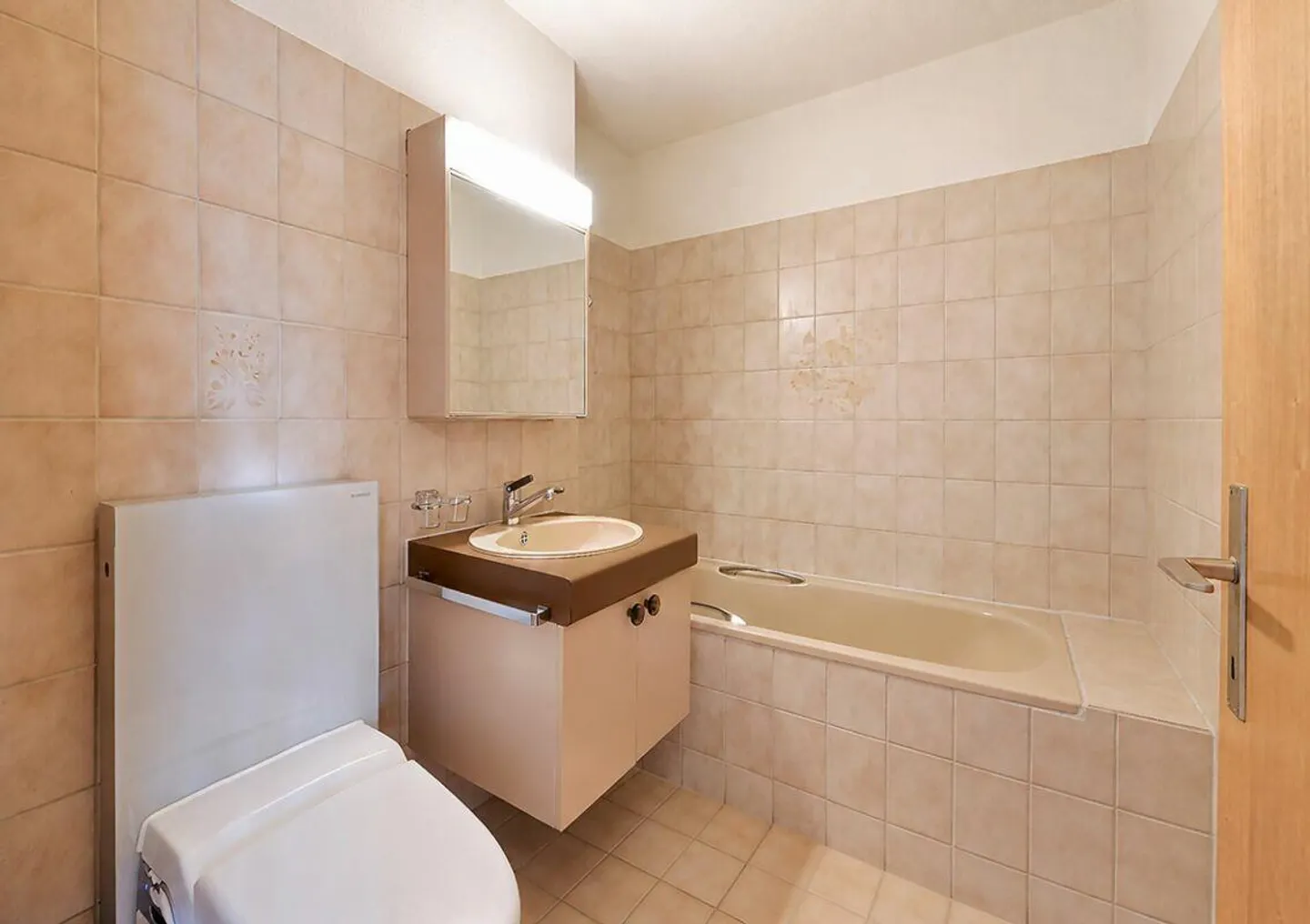 Charming 3.5-Room Apartment - Photo 9 of 15