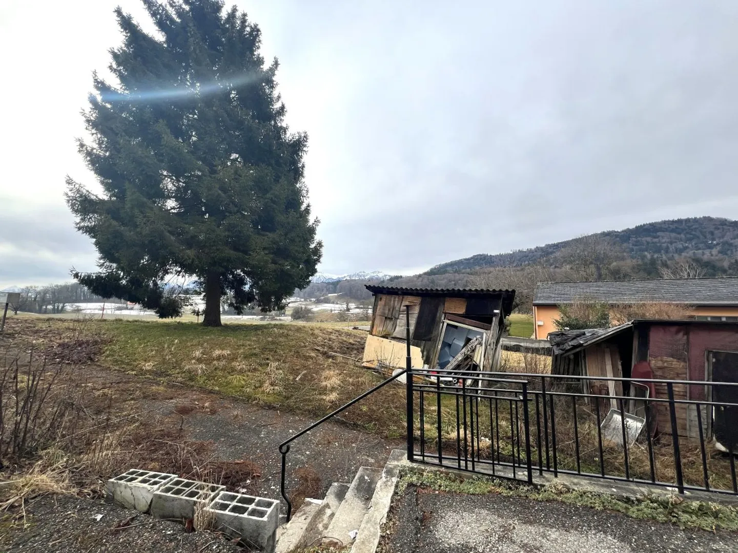 Magnifica Casa ristrutturata ad Attalens / 3 Camere / 1 Bagno / 1 Balcone / Pompa di calore - Foto 2 di 13