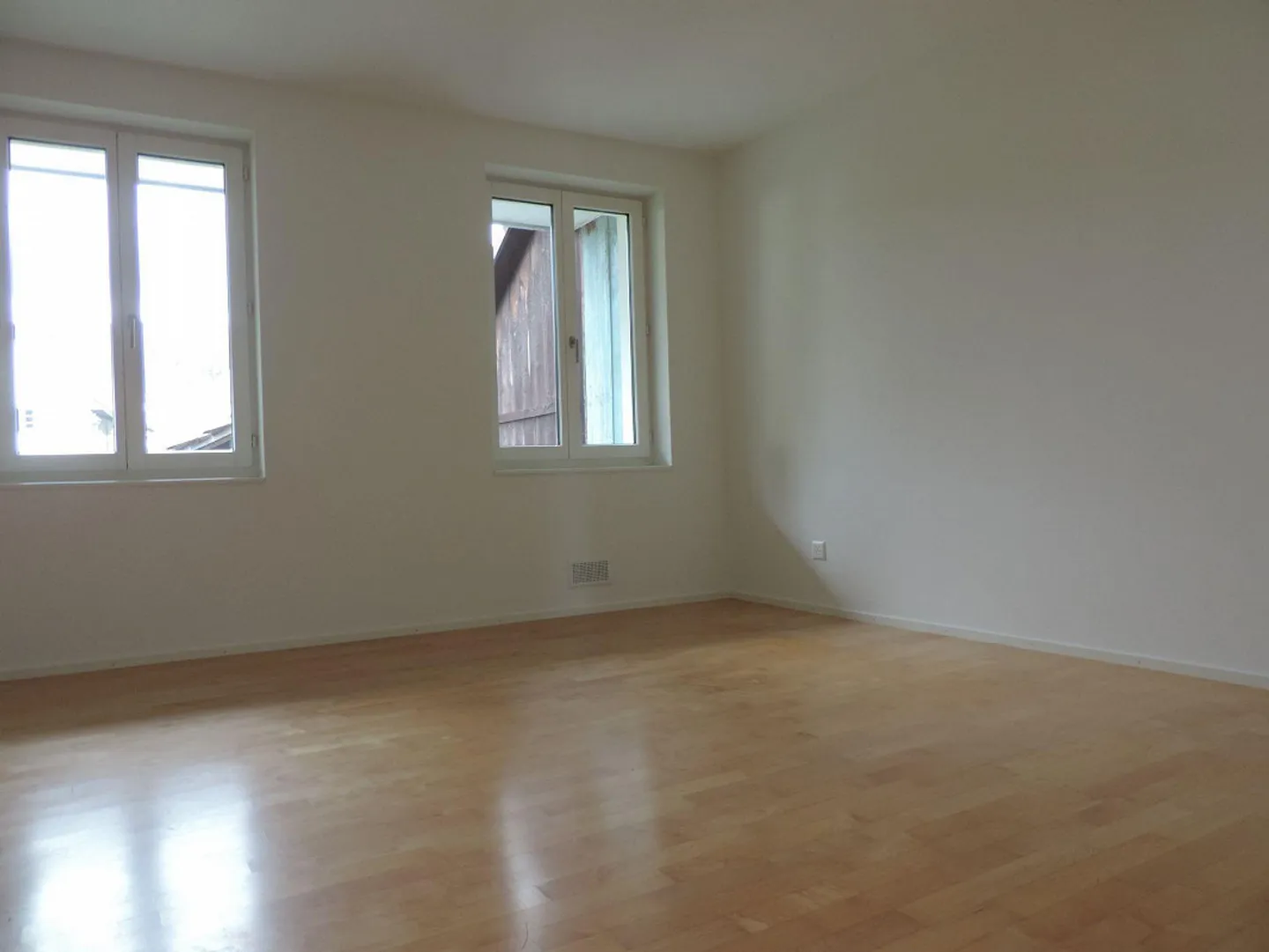 Family-friendly 4.5-room apartment on the ground floor - Photo 7 of 9