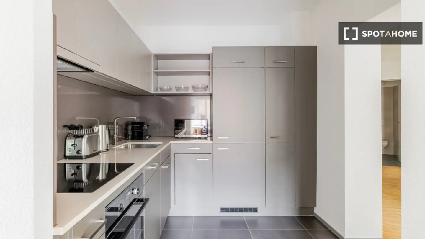 Apartment for rent - Photo 6 of 16