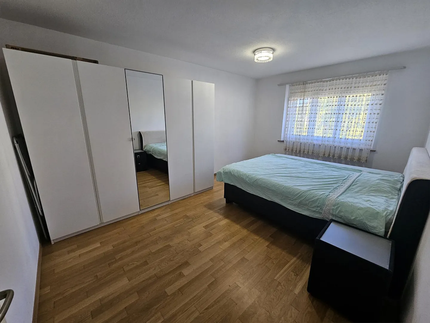 Temporary Sublet: Furnished 3-Room Apartment with Balcony - Photo 3 of 4