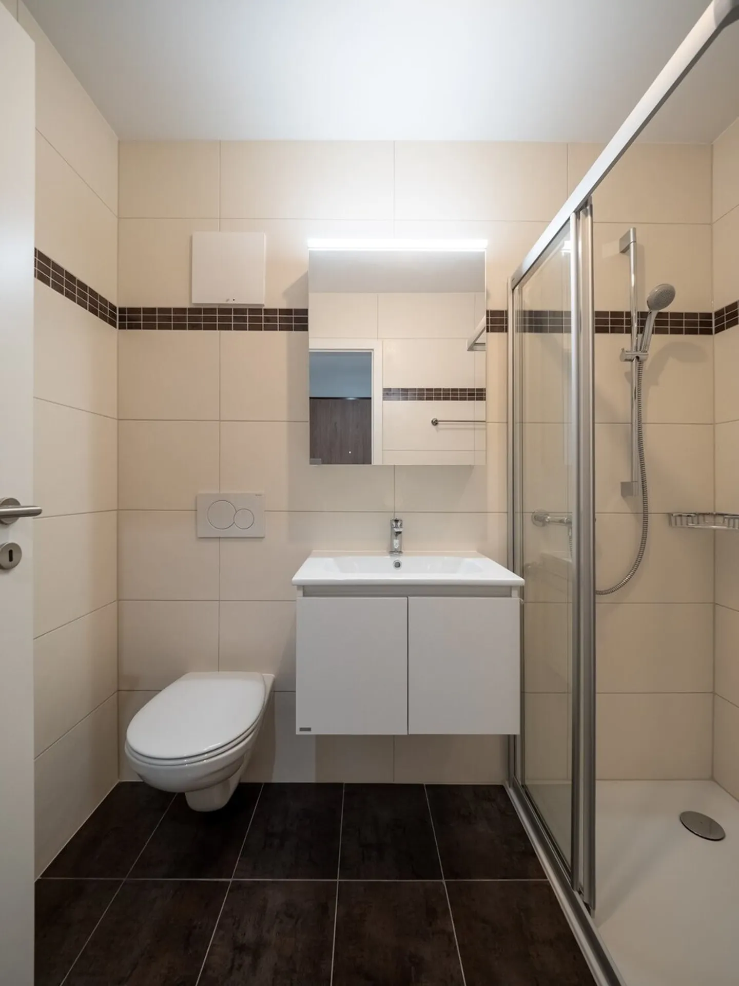 3.5 Room Apartment on the 3rd Floor! - Photo 9 of 10