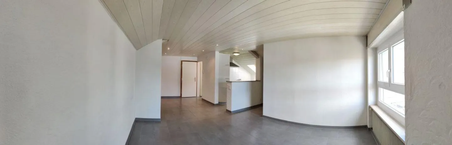 Incantevole appartamento mansardato con 2 camere e un fascino particolare - Foto 4 di 10