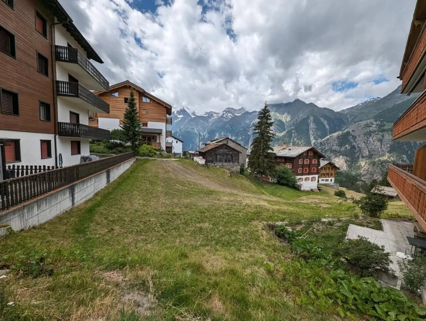 Interesting building land for multi-family houses in prime location of Grächen - Photo 1 of 11