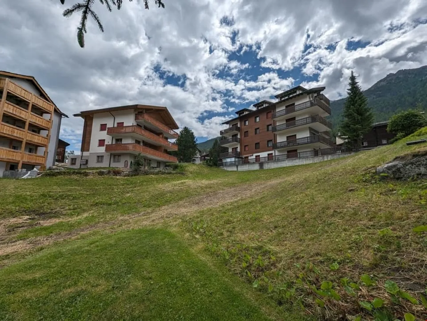 Interesting building land for multi-family houses in prime location of Grächen - Photo 9 of 11