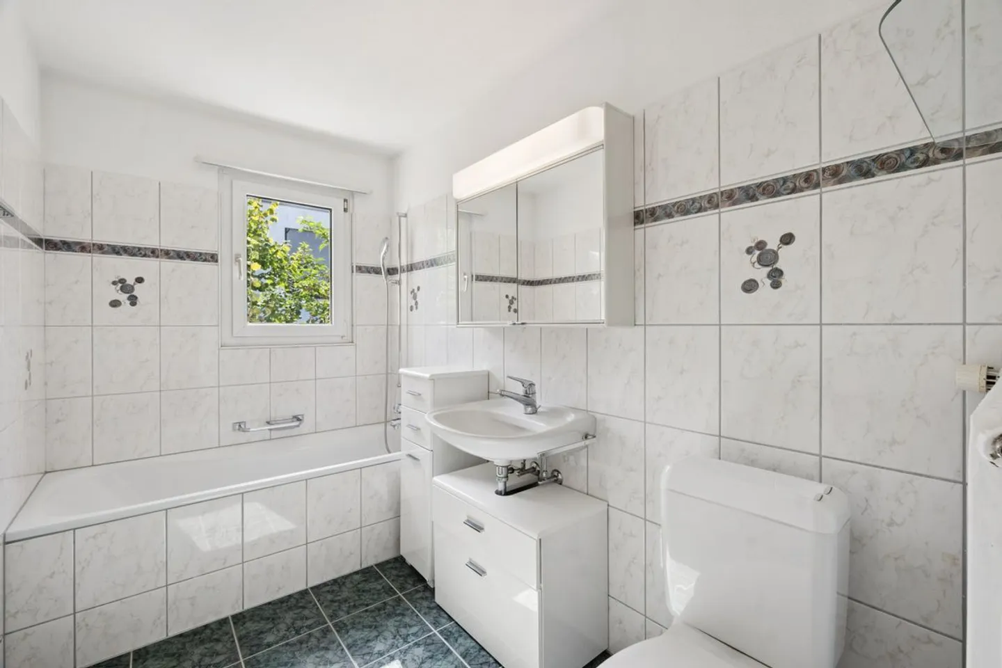 Casa unifamiliare con appartamento separato - Foto 12 di 13