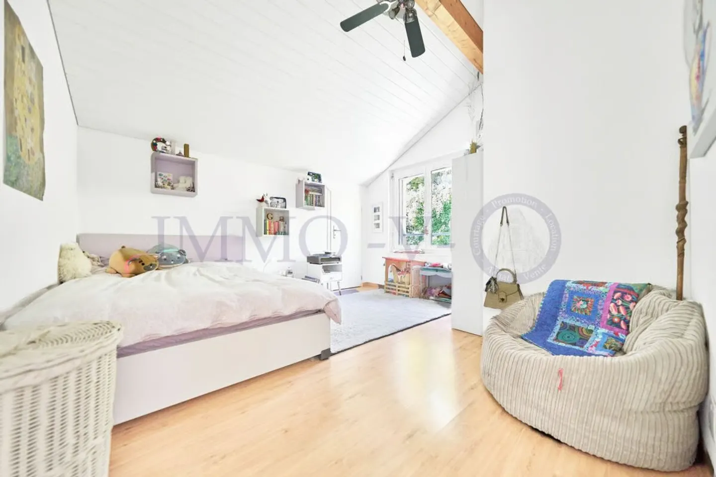 DE STANDING AVEC GRAND JARDIN ET VUE LAC - Photo 11 of 18
