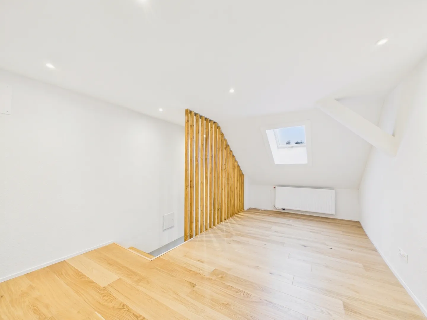 Première location - Appartement en duplex de 4,5 pièces avec 3 places de parking extérieures à Rietheim - Photo 7 sur 11