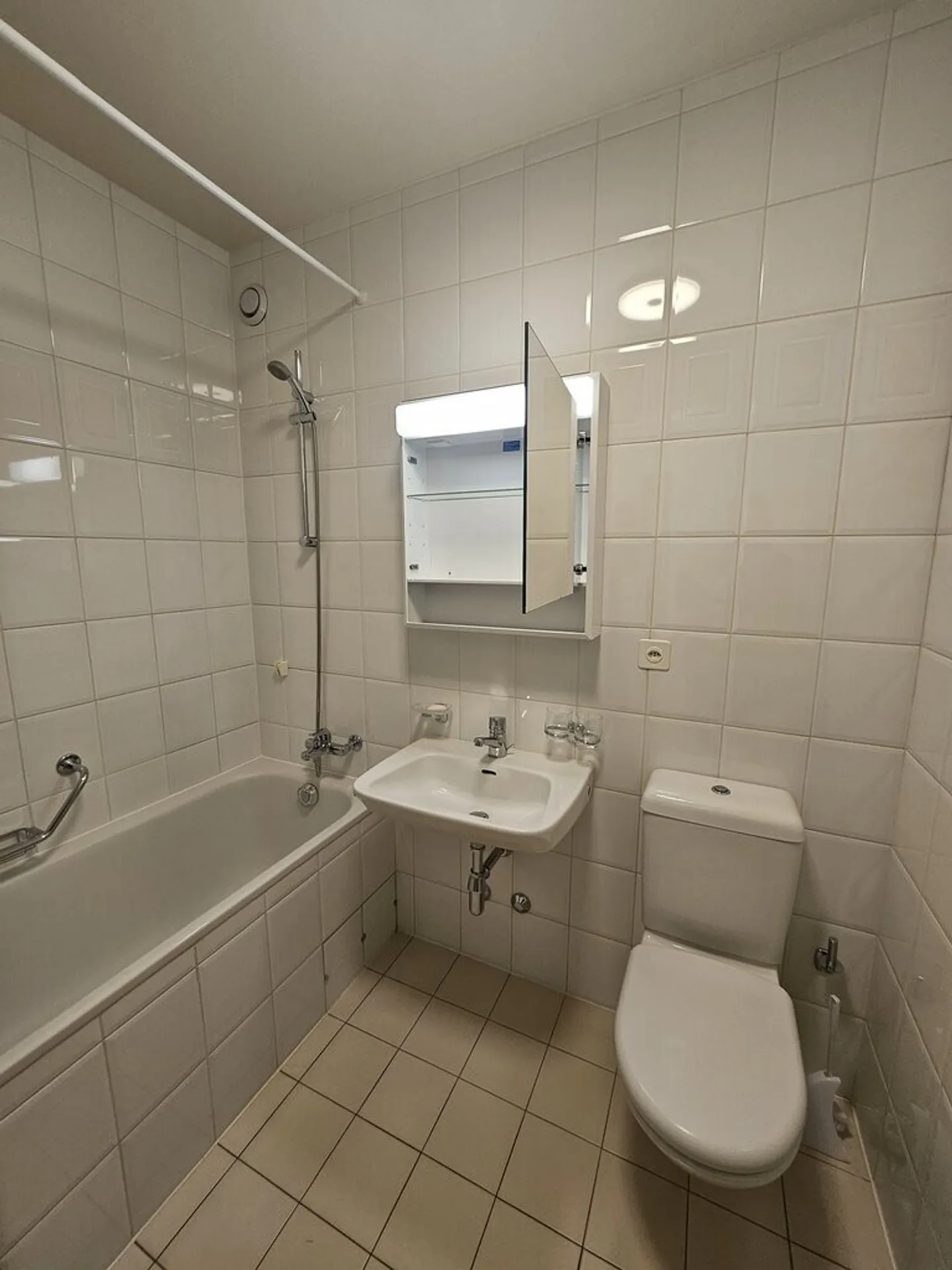 To seize! Magnificent apartment in Geneva! - Photo 7 of 9