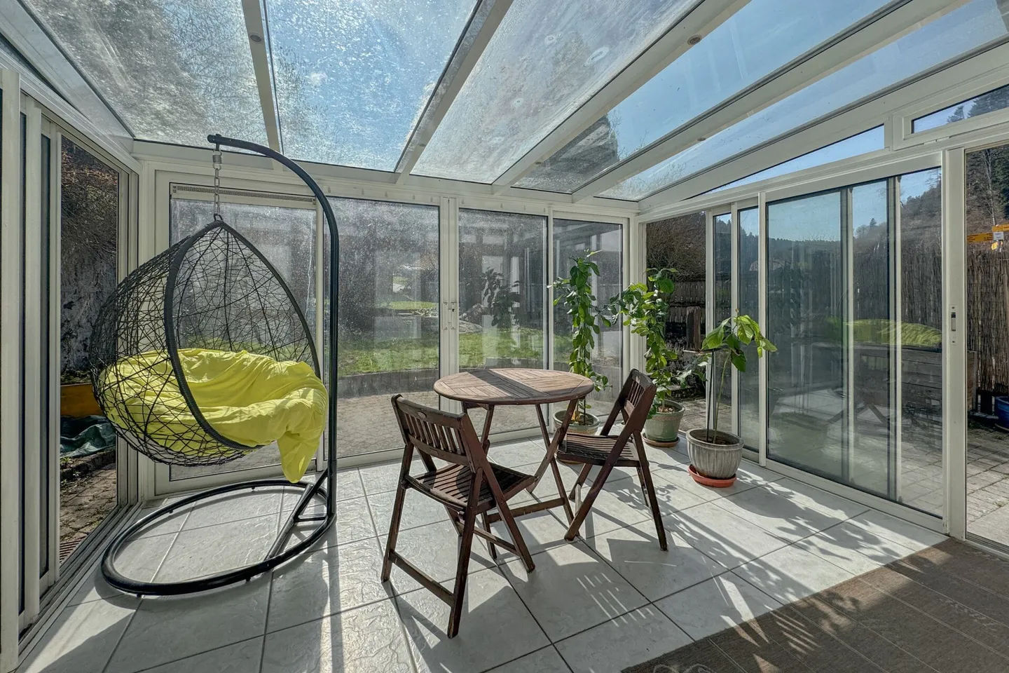 Casa, prato, bosco: tanto spazio per la vostra vita in campagna - Foto 6 di 12