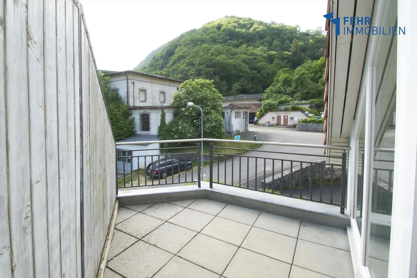 Fehr Real Estate - Comfortable 4½-Room Penthouse Apartment - Photo 4 of 13