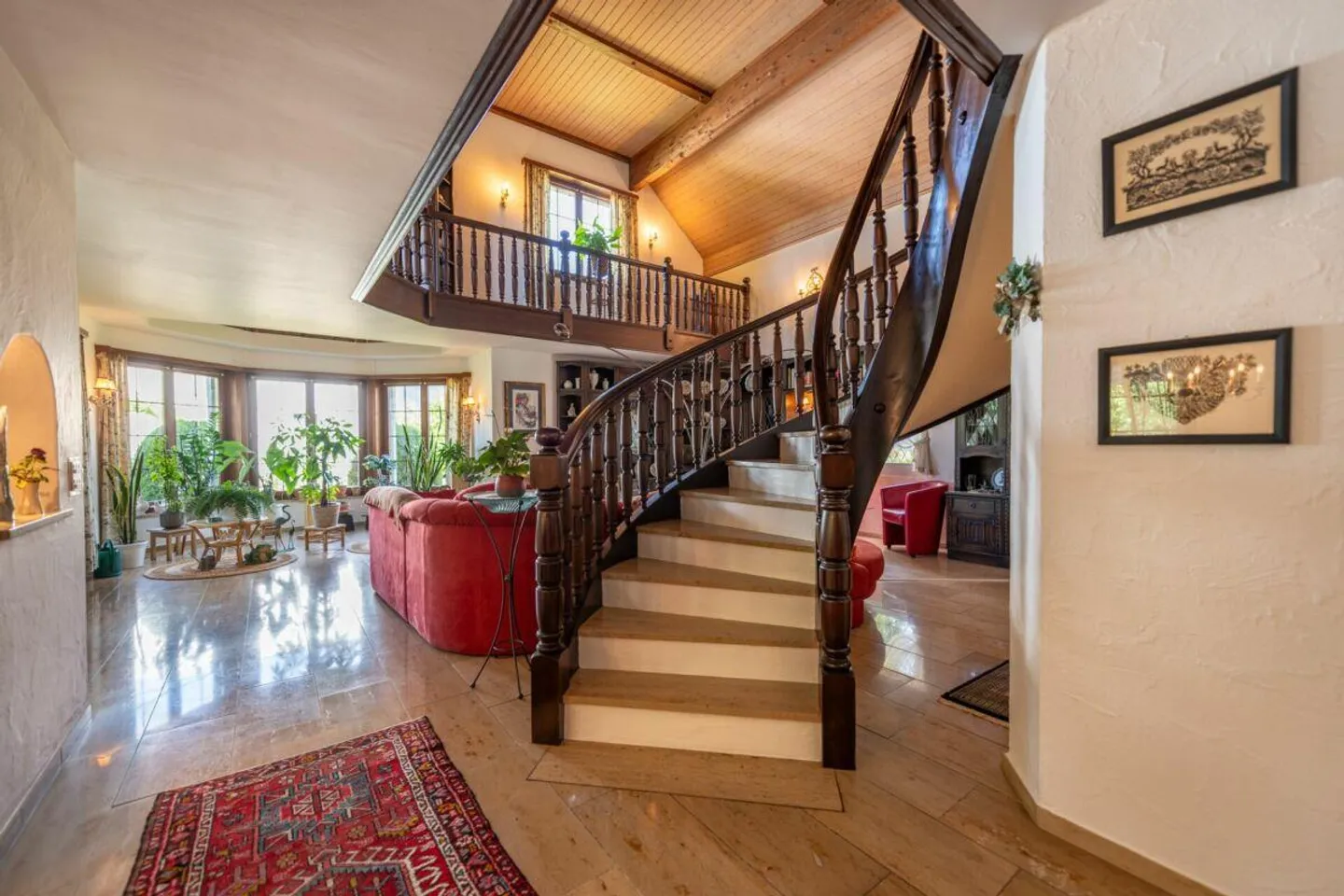 Une maison de maître pleine de possibilités - Habiter et travailler sous un même toit - Photo 6 sur 30