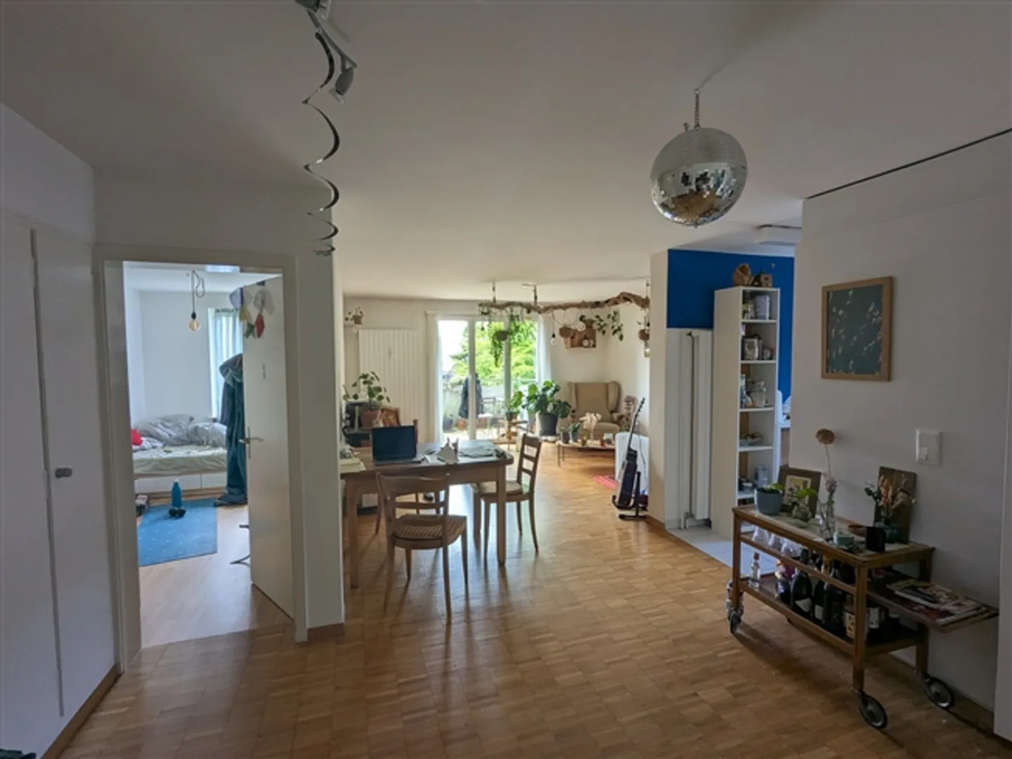 4 ROOM APARTMENT IN ZURICH - DISTRICT 10 WIPKINGEN, FURNISHED, TEMPORARY - Photo 2 of 8