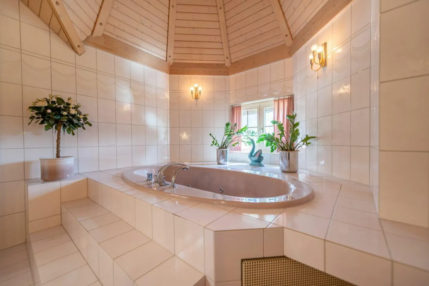 Une maison de maître pleine de possibilités - Habiter et travailler sous un même toit - Photo 20 sur 30