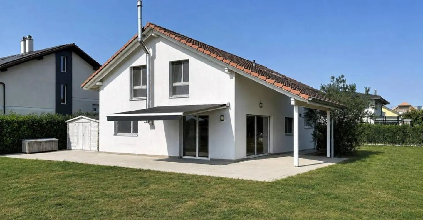 Maison familiale au calme avec vue dégagée sur la campagne - Foto 1 di 11