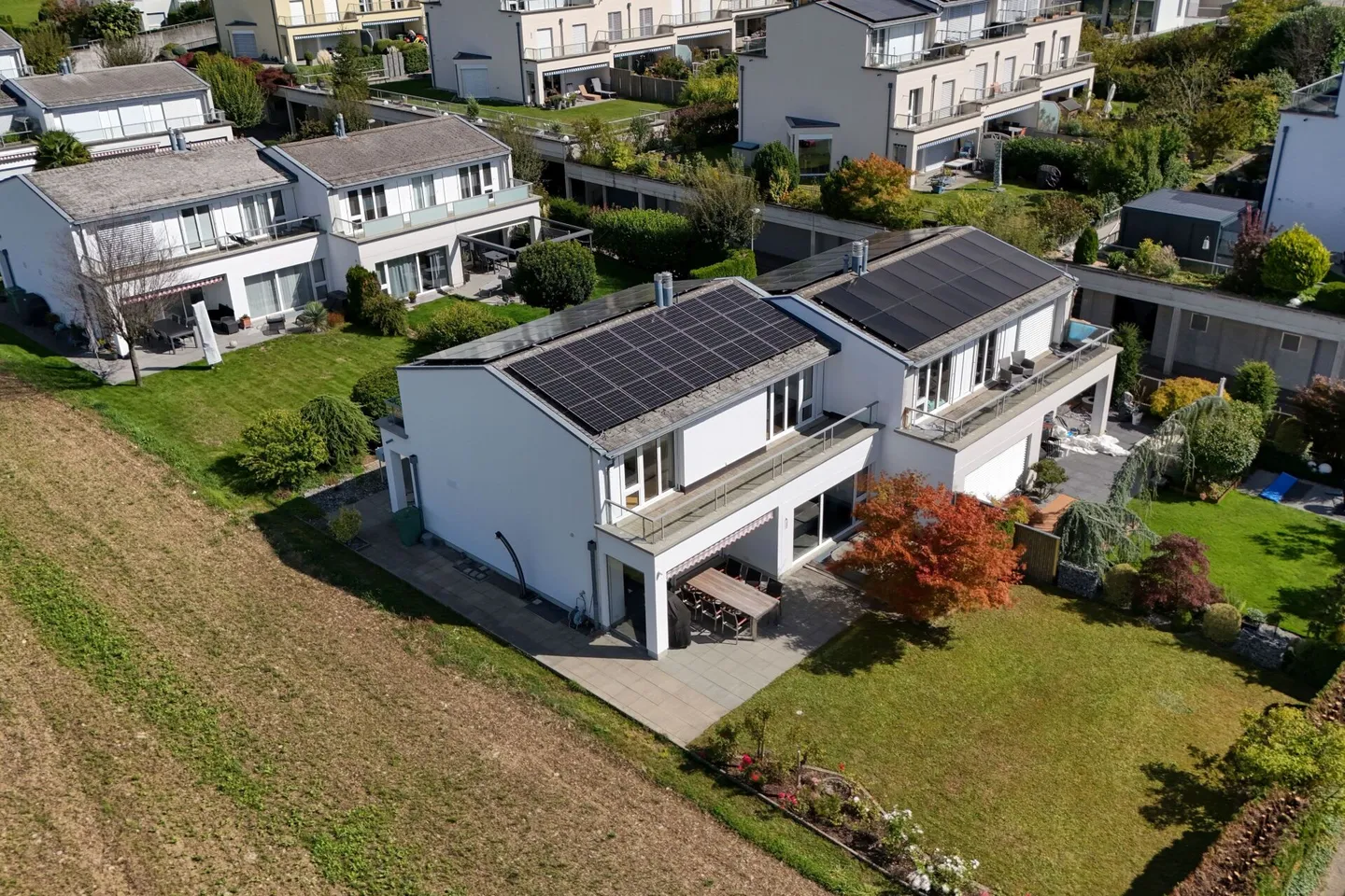 Maison semi-détachée de 5,5 pièces avec jardin - Un chez-soi pour arriver et se sentir bien - Photo 1 sur 7