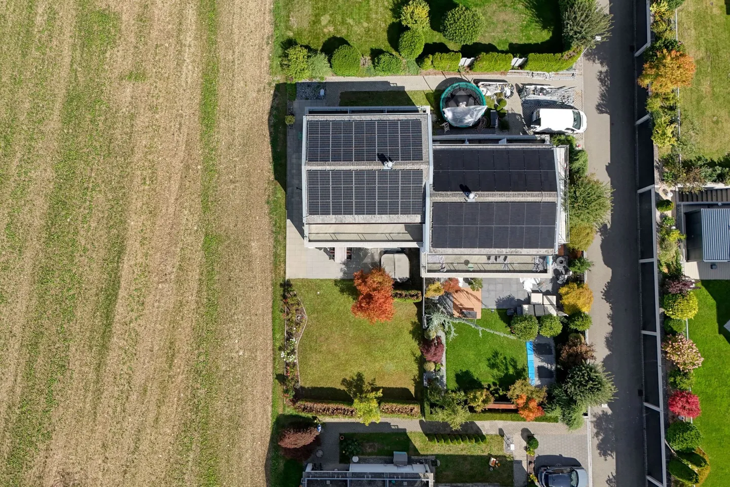 Maison semi-détachée de 5,5 pièces avec jardin - Un chez-soi pour arriver et se sentir bien - Photo 2 sur 7