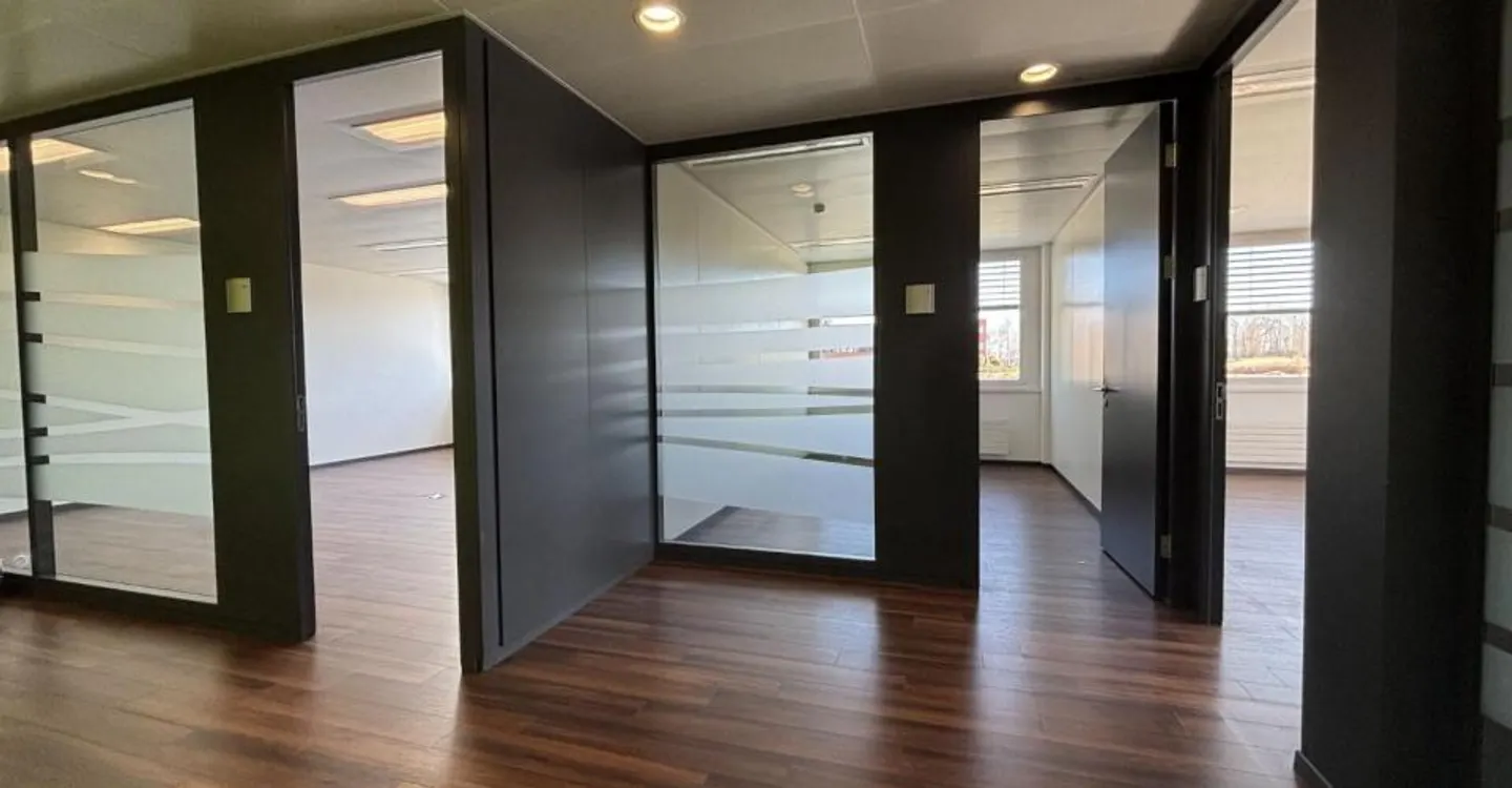 Bureaux modernes à Etoy - Photo 4 sur 12
