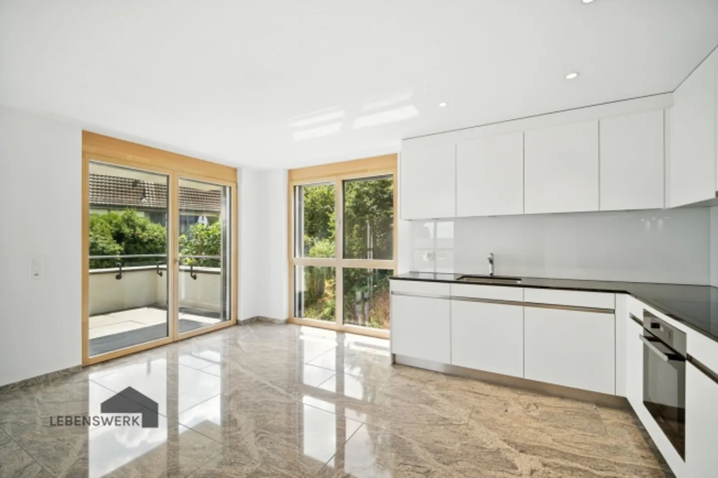 «Wohnqualität der Extraklasse - wohnen mit Seeblick und Stil, Salenstein TG» - Photo 2 of 8