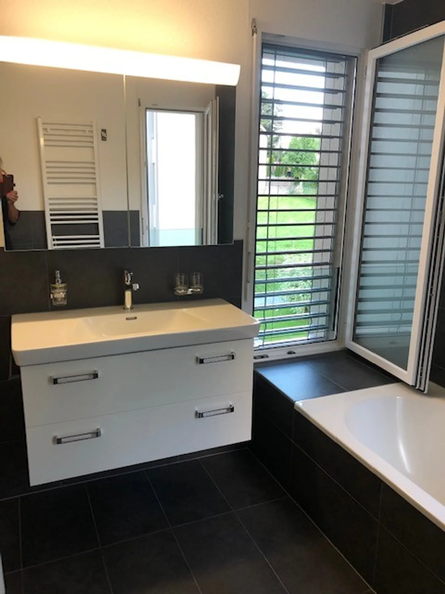 Appartement 4.5 pièces neuf avec standard de propriété à louer - Photo 4 sur 8