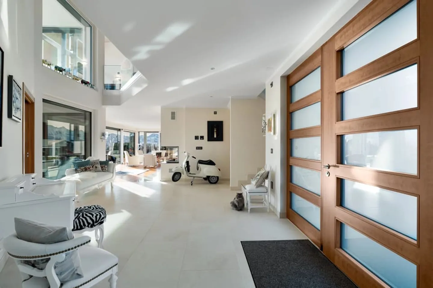 Residenza prestigiosa con vista panoramica aperta sulla regione di Gruyère - Foto 2 di 13