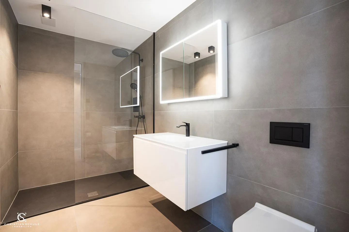 Appartement penthouse neuf exclusif avec grande terrasse et ciel ouvert ! - Photo 8 sur 16