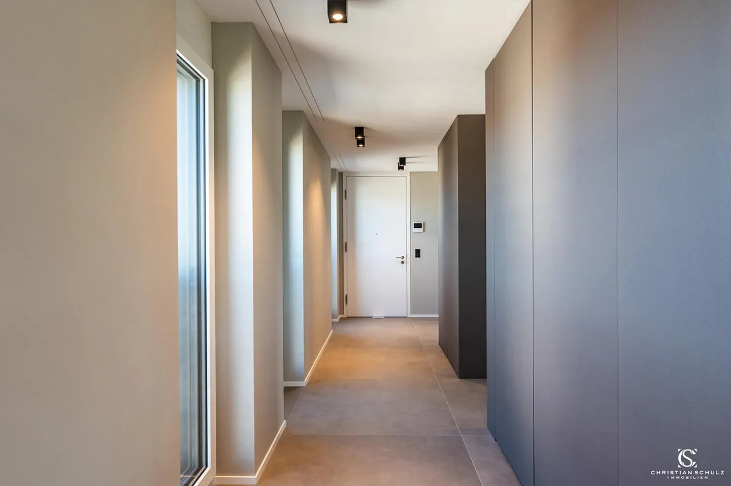 Appartement penthouse neuf exclusif avec grande terrasse et ciel ouvert ! - Photo 11 sur 16