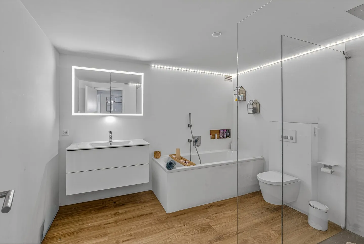 Modernes Familienhaus mit Weitblick - hochwertiger Ausbau & nahezu energieautark - Photo 7 sur 15