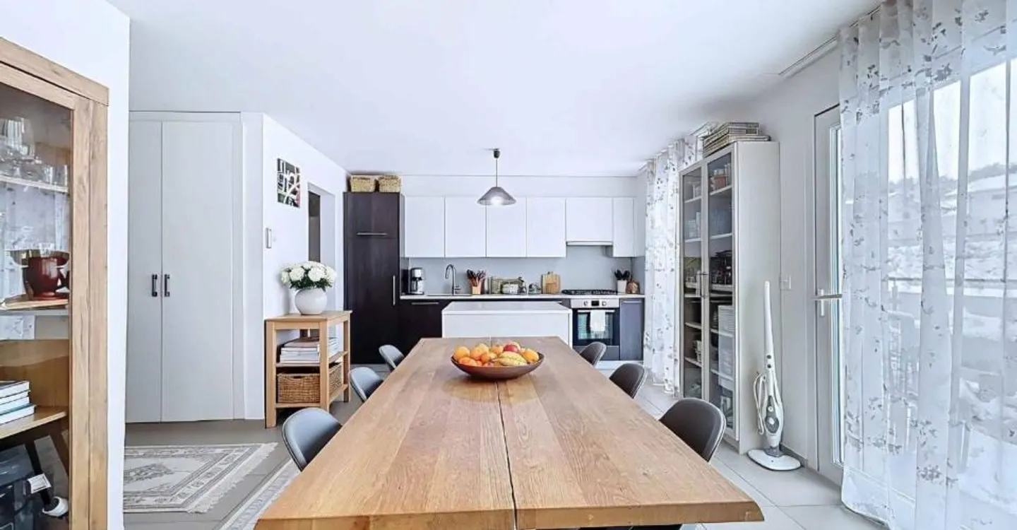 Appartement de 4.5 pièces dans PPE récente – Libre dès octobre ! - Photo 2 sur 11